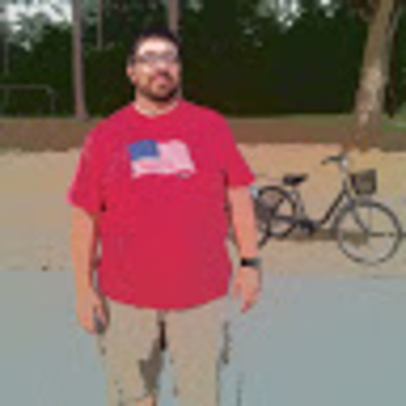 Meet your Posher, Hi I'm James! - Picture 2 of 2